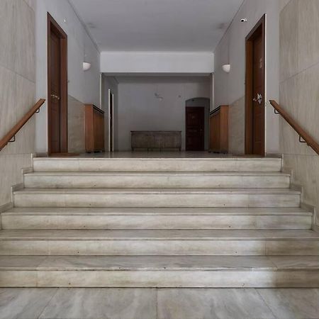 Little Gem: Modern Urban Retreat Atenas Exterior foto